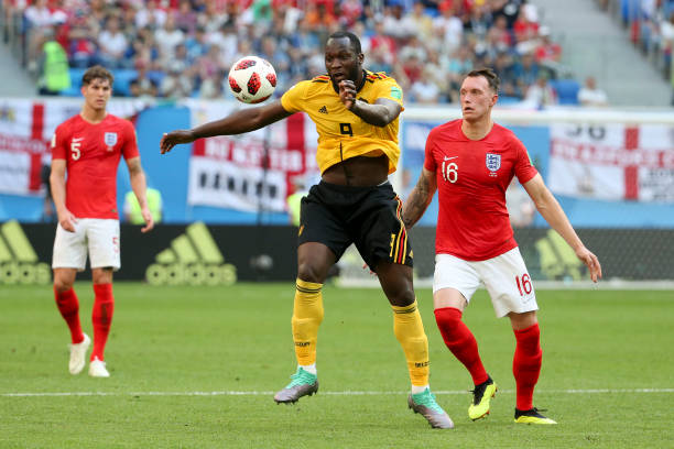 并凭借出色 并凭借出色