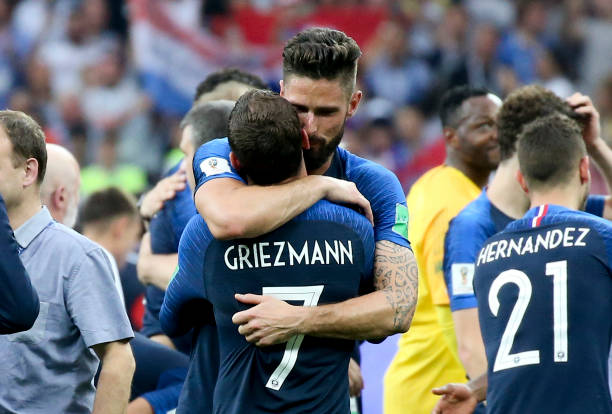 队中找到自 队中找到自